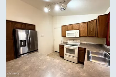 4622 W Beverly Road, Laveen, AZ 85339 - Photo 8