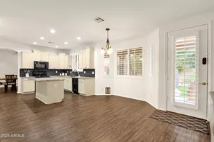 969 E Oakland St, Gilbert, AZ 85295 - Photo 14