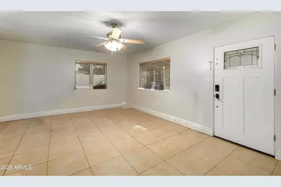 6842 N 10th Place, Phoenix, AZ 85014 - Photo 8