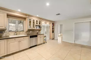 6842 N 10th Pl, Phoenix, AZ 85014 - Photo 20