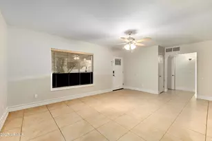 6842 N 10th Pl, Phoenix, AZ 85014 - Photo 14