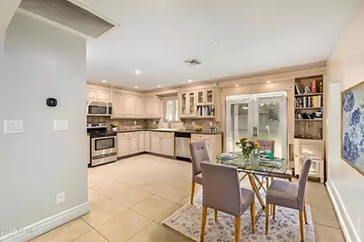 6842 N 10th Place, Phoenix, AZ 85014 - Photo 18