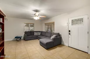6842 N 10th Pl, Phoenix, AZ 85014 - Photo 8