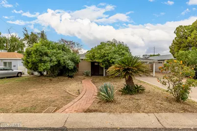 6842 N 10th Place, Phoenix, AZ 85014 - Photo 1