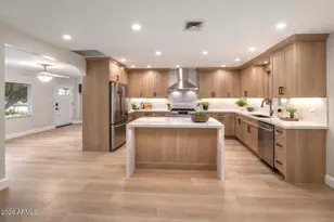 6842 N 10th Pl, Phoenix, AZ 85014 - Photo 6