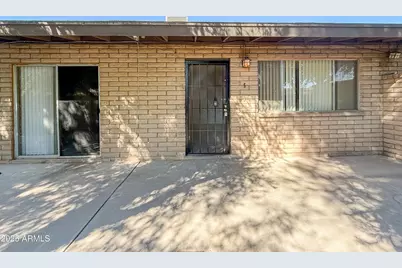 2219 W Morten Avenue #5, Phoenix, AZ 85021 - Photo 2