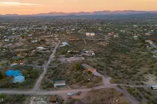 32730 W Jones Rd, Wickenburg, AZ 85390 - Photo 40