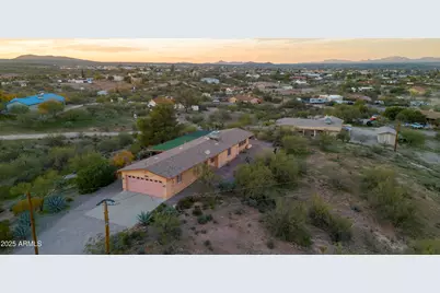 32730 W Jones Road, Wickenburg, AZ 85390 - Photo 36
