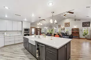 10046 E Hummingbird Ln, Gold Canyon, AZ 85118 - Photo 8