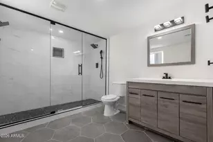 2917 E Pinchot Ave, Phoenix, AZ 85016 - Photo 10