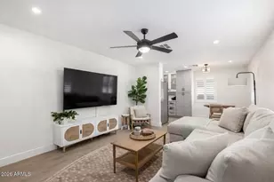 2917 E Pinchot Ave, Phoenix, AZ 85016 - Photo 4