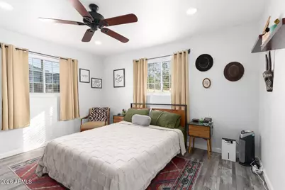 2311 N 30th Place, Phoenix, AZ 85008 - Photo 20