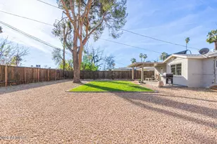 2311 N 30th Pl, Phoenix, AZ 85008 - Photo 34