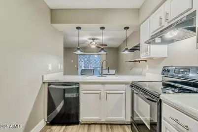 1826 N Spring -- #102, Mesa, AZ 85203 - Photo 6