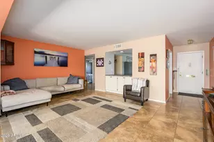 10262 W Snead Circle N, Sun City, AZ 85351 - Photo 16