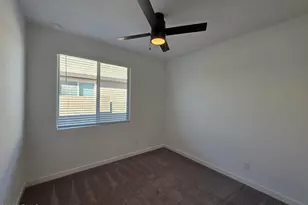 319 W Pinnacle Ridge Dr, San Tan Valley, AZ 85140 - Photo 14