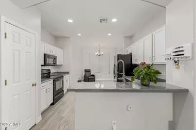 14623 W Boca Raton Road, Surprise, AZ 85379 - Photo 10