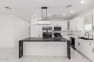 37911 W Rancho Dr, Tonopah, AZ 85354 - Photo 10