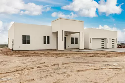 37911 W Rancho Drive, Tonopah, AZ 85354 - Photo 2