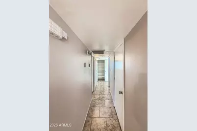 6301 W Earll Drive, Phoenix, AZ 85033 - Photo 14