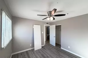 6301 W Earll Dr, Phoenix, AZ 85033 - Photo 10