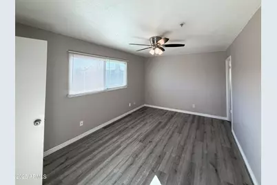 6301 W Earll Drive, Phoenix, AZ 85033 - Photo 1