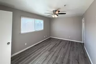 6301 W Earll Dr, Phoenix, AZ 85033 - Photo 6