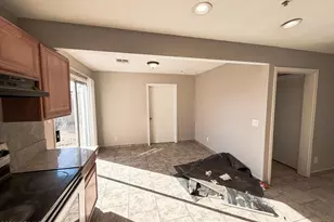 6301 W Earll Dr, Phoenix, AZ 85033 - Photo 14