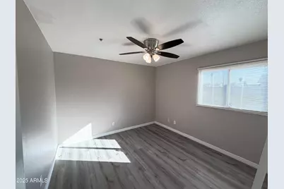 6301 W Earll Drive, Phoenix, AZ 85033 - Photo 4