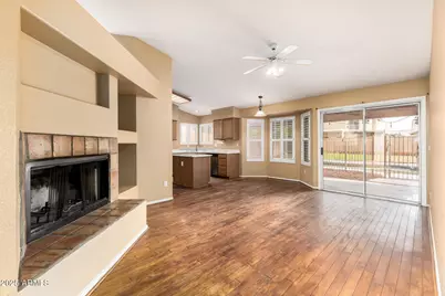 15221 N 87th Drive, Peoria, AZ 85381 - Photo 14