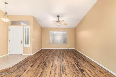 15221 N 87th Drive, Peoria, AZ 85381 - Photo 10