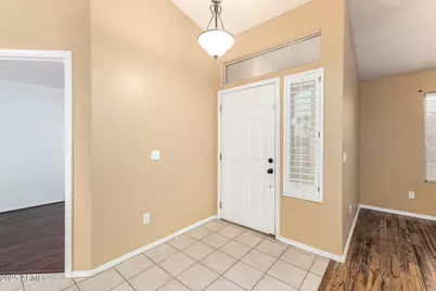 15221 N 87th Drive, Peoria, AZ 85381 - Photo 8