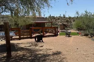 32050 S Lisa Dr, Black Canyon City, AZ 85324 - Photo 18