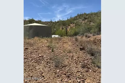 32050 S Lisa Drive, Black Canyon City, AZ 85324 - Photo 16