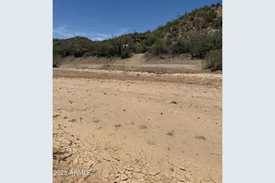 32050 S Lisa Drive, Black Canyon City, AZ 85324 - Photo 12
