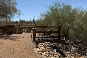 32050 S Lisa Dr, Black Canyon City, AZ 85324 - Photo 14