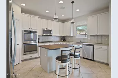 21276 W Berkeley Road, Buckeye, AZ 85396 - Photo 10