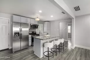 619 W Chipman Rd, Phoenix, AZ 85041 - Photo 6