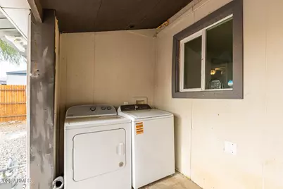 619 W Chipman Road, Phoenix, AZ 85041 - Photo 28