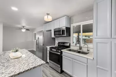 619 W Chipman Road, Phoenix, AZ 85041 - Photo 10