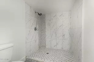 619 W Chipman Rd, Phoenix, AZ 85041 - Photo 20