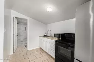 619 W Chipman Rd, Phoenix, AZ 85041 - Photo 24