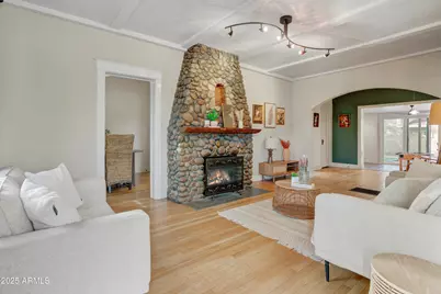 2546 N 9th Street, Phoenix, AZ 85006 - Photo 2