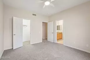 1321 E Desert Flower Ln, Phoenix, AZ 85048 - Photo 28