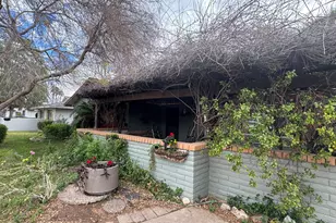 1461 E McLellan Blvd, Phoenix, AZ 85014 - Photo 2