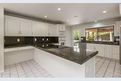 49 Biltmore Estate, Phoenix, AZ 85016 - Photo 26