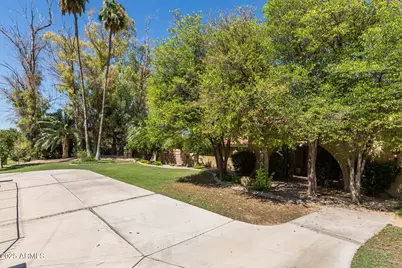 49 Biltmore Estate, Phoenix, AZ 85016 - Photo 4