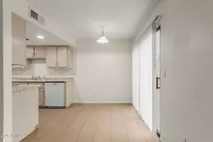 860 E Brown Rd, Mesa, AZ 85203 - Photo 14