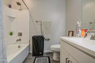 19567 W Edgemont Ave, Buckeye, AZ 85396 - Photo 16