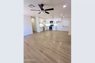 8042 S 25th Street, Phoenix, AZ 85042 - Photo 6